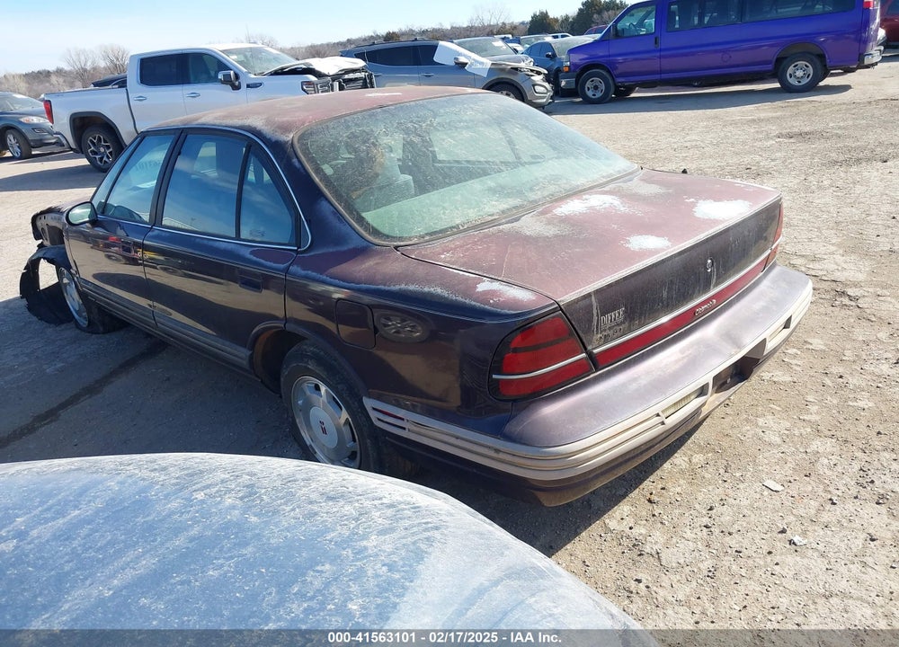 1995 OLDSMOBILE 88 ROYALE VIN: 1G3HN52K1S4815982