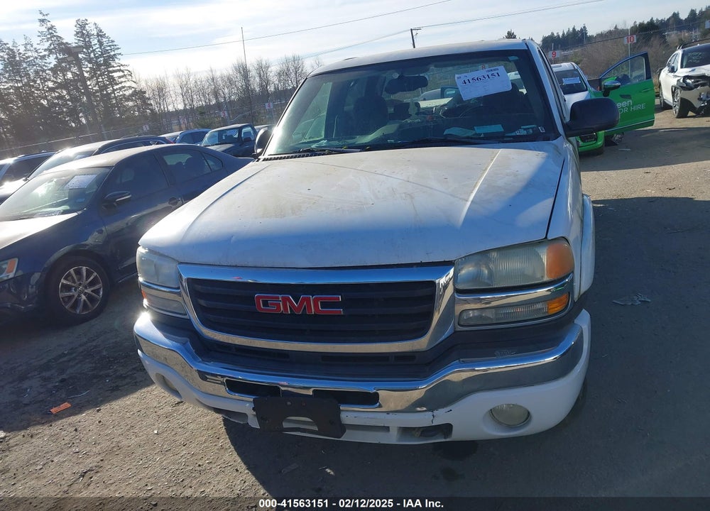 2004 GMC SIERRA 2500HD SLE VIN: 1GTHK23U14F109237
