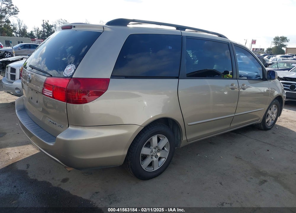 2004 TOYOTA SIENNA XLE VIN: 5TDZA22C54S026569