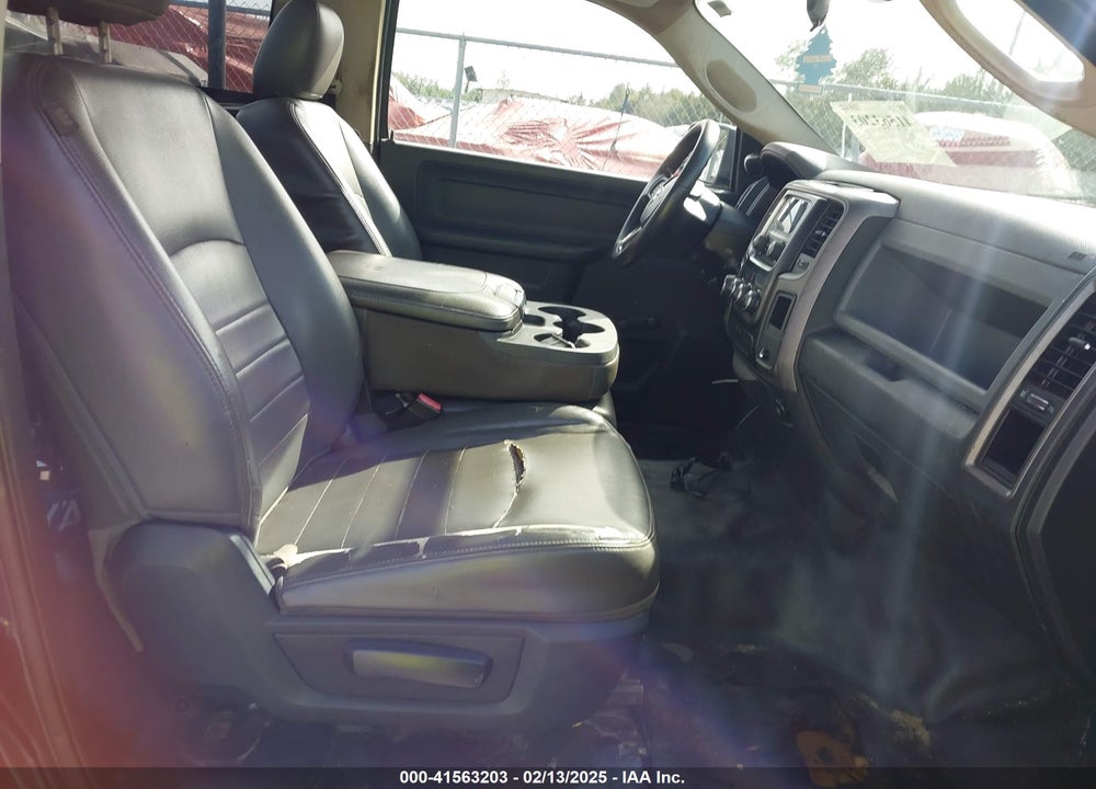 2014 RAM 1500 VIN: 3C6JR6DG9EG187592