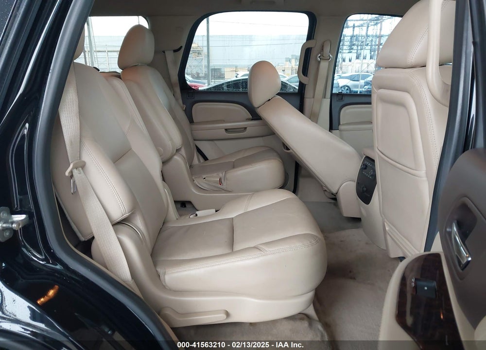2013 GMC YUKON VIN: 1GKS2EEF4DR186998