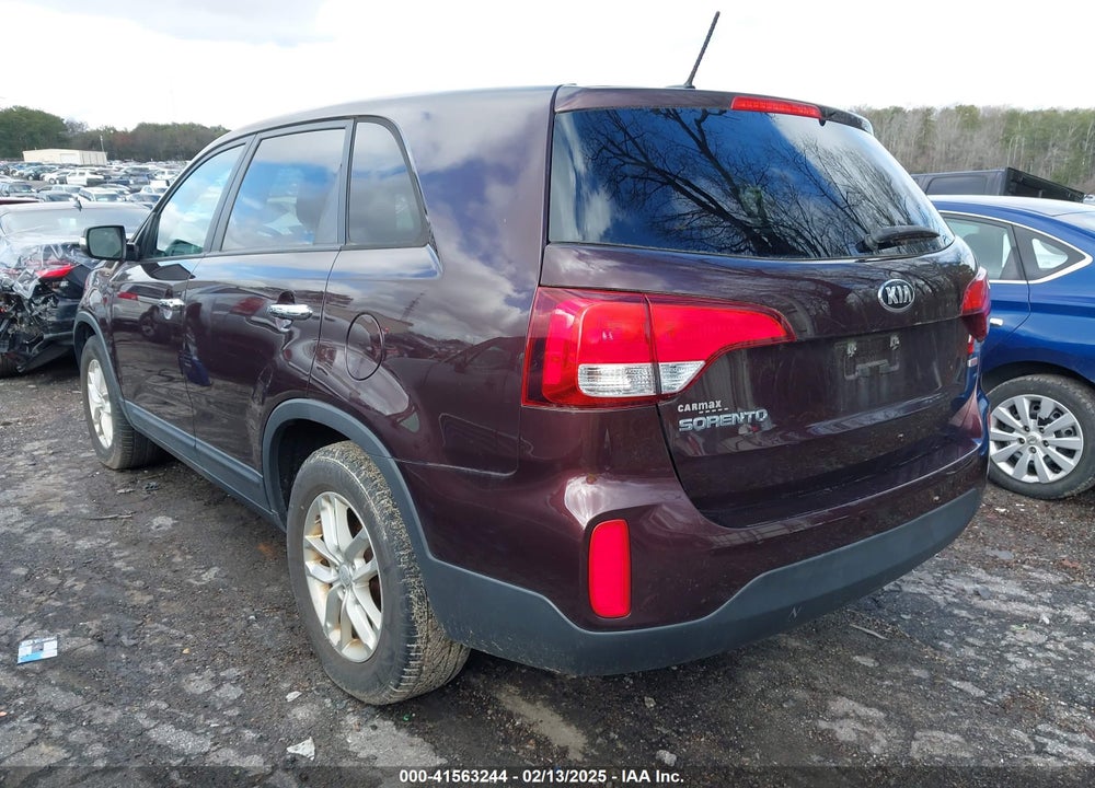 2014 KIA SORENTO LX VIN: 5XYKT3A65EG528977