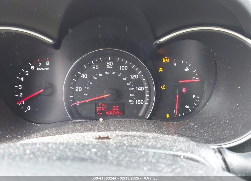 2014 KIA SORENTO LX VIN: 5XYKT3A65EG528977