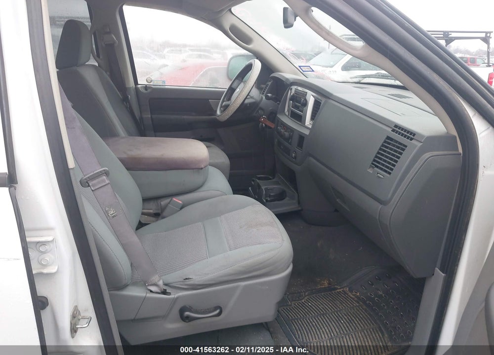 2007 DODGE RAM 1500 SLT VIN: 1D7HA182X7S204188