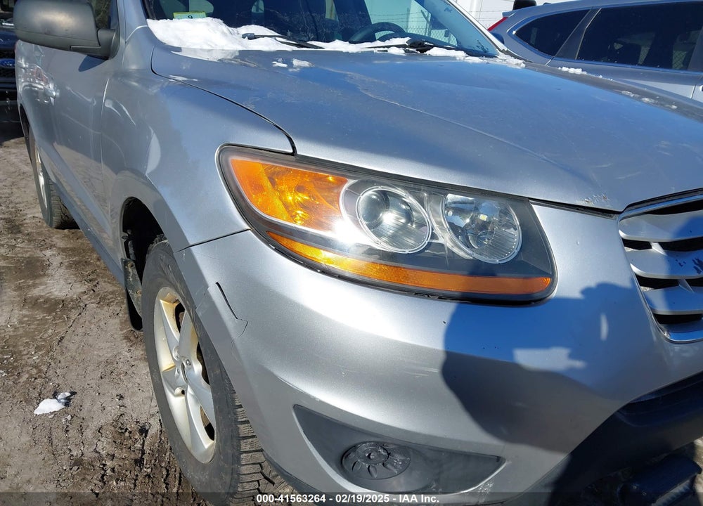 2011 HYUNDAI SANTA FE GLS VIN: 5XYZGDAB9BG018892