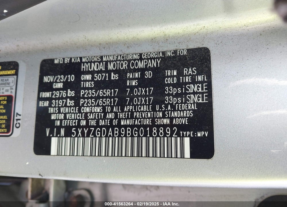 2011 HYUNDAI SANTA FE GLS VIN: 5XYZGDAB9BG018892