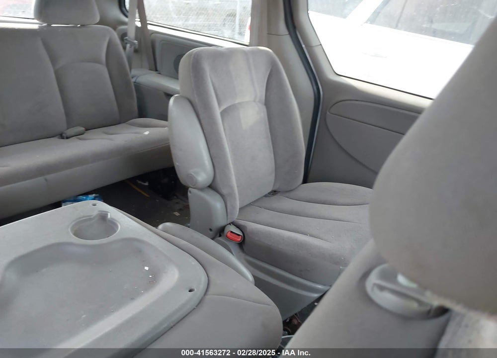 2003 DODGE GRAND CARAVAN SPORT VIN: 2D4GP44L13R199188