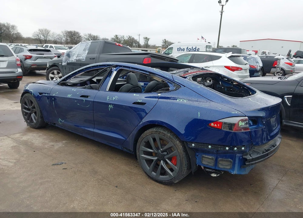 2021 TESLA MODEL S VIN: 5YJSA1E60MF440042