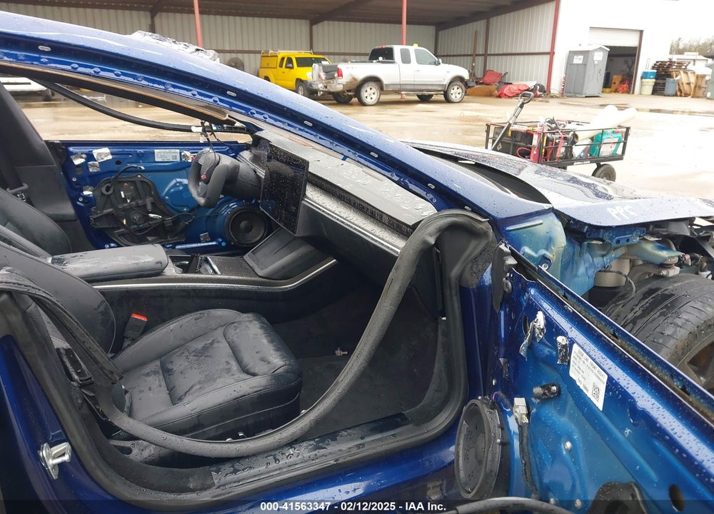 2021 TESLA MODEL S VIN: 5YJSA1E60MF440042