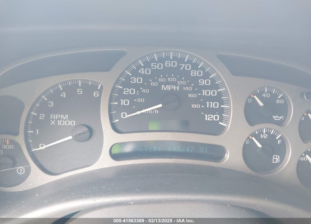 2005 GMC YUKON DENALI VIN: 1GKEK63U85J129840