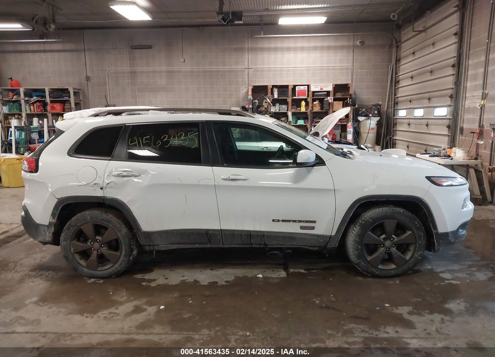 2017 JEEP CHEROKEE VIN: 1C4PJMCB5HW509073