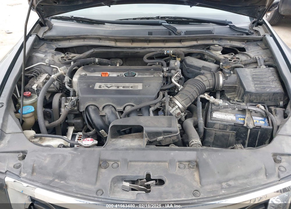 2008 HONDA ACCORD VIN: 1HGCP26898A152514