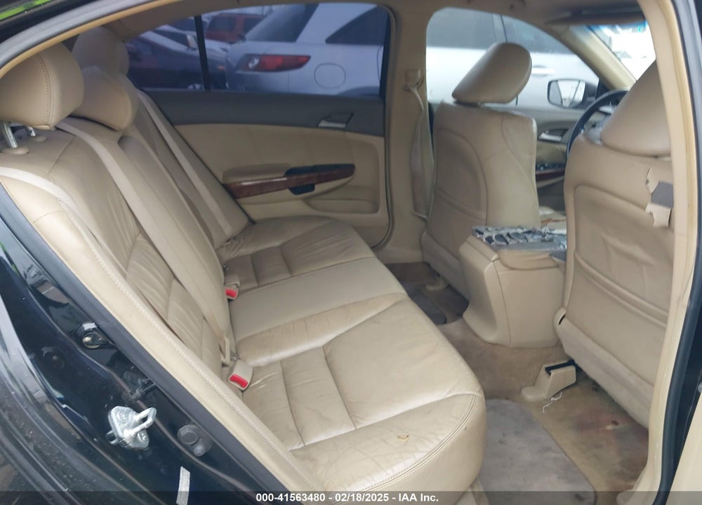 2008 HONDA ACCORD VIN: 1HGCP26898A152514