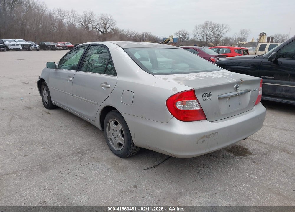 2002 TOYOTA CAMRY VIN: 4T1BF32K12U538818