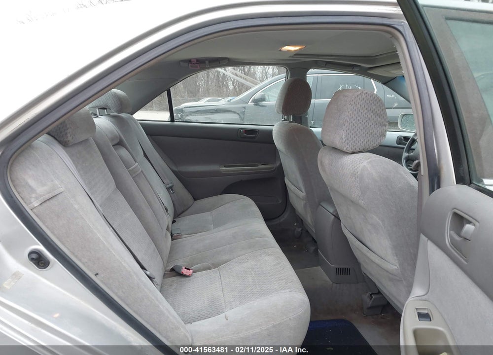 2002 TOYOTA CAMRY VIN: 4T1BF32K12U538818