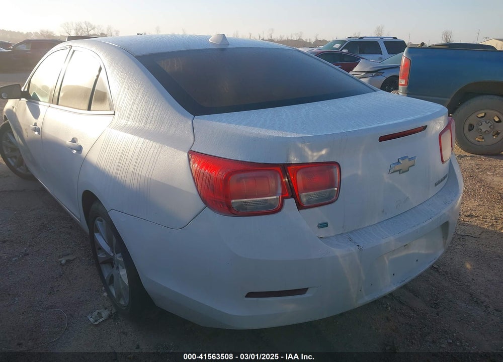 2014 CHEVROLET MALIBU VIN: 1G11E5SL2EF235555