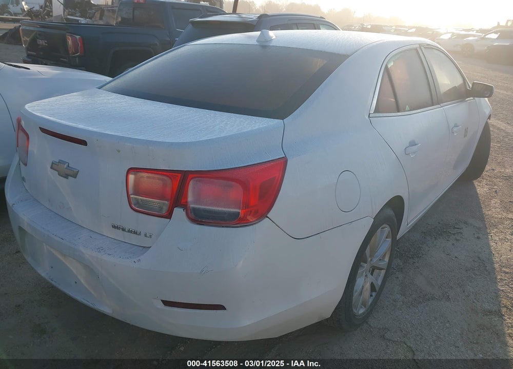 2014 CHEVROLET MALIBU VIN: 1G11E5SL2EF235555