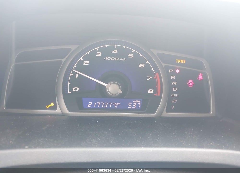2010 HONDA CIVIC LX VIN: 2HGFA1F50AH571292