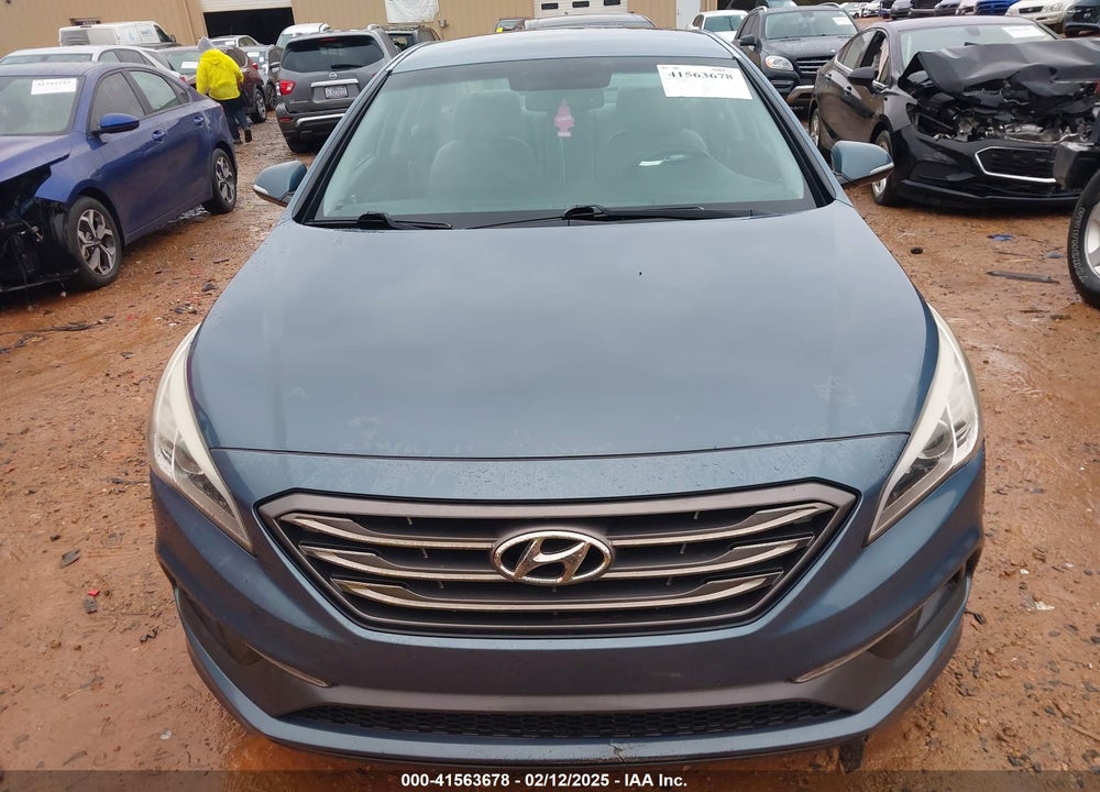 2015 HYUNDAI SONATA VIN: 5NPE34AF3FH108891