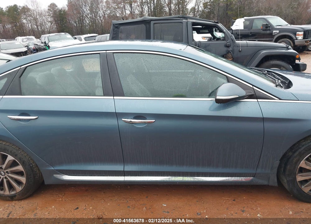 2015 HYUNDAI SONATA VIN: 5NPE34AF3FH108891