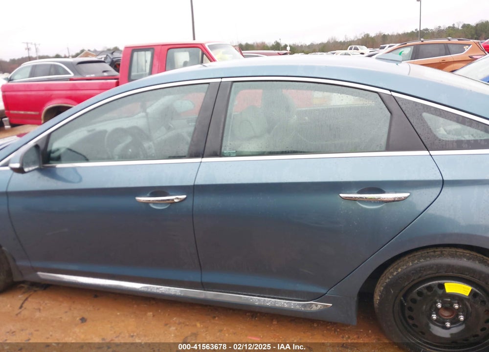 2015 HYUNDAI SONATA VIN: 5NPE34AF3FH108891