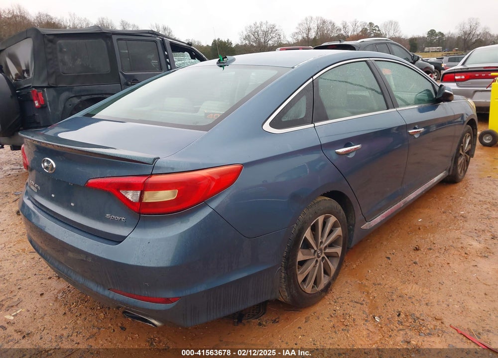 2015 HYUNDAI SONATA VIN: 5NPE34AF3FH108891