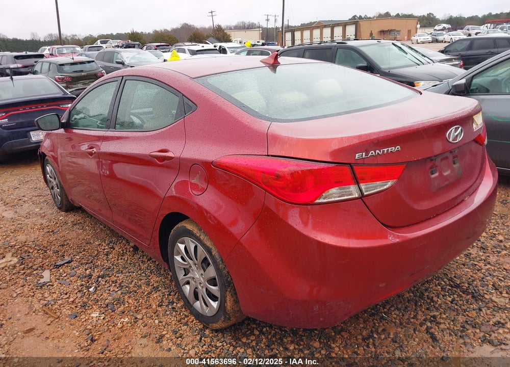 2013 HYUNDAI ELANTRA VIN: 5NPDH4AE9DH218054