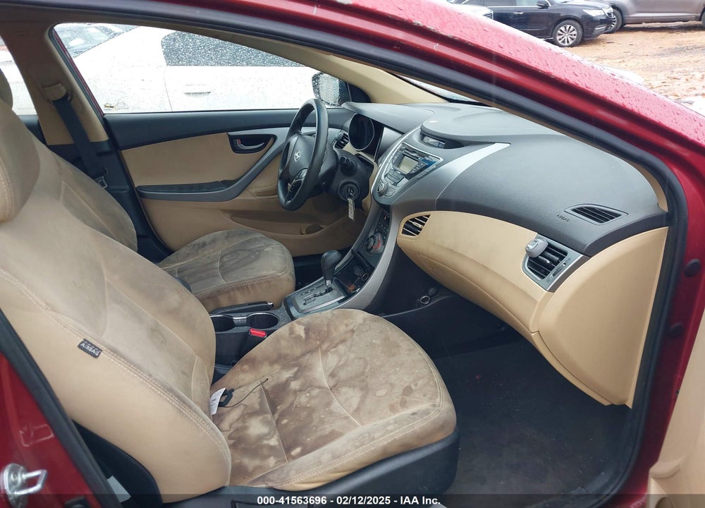 2013 HYUNDAI ELANTRA VIN: 5NPDH4AE9DH218054
