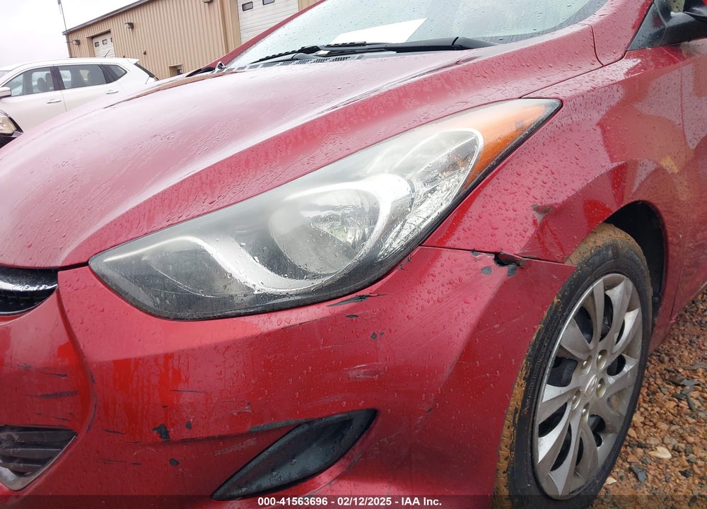 2013 HYUNDAI ELANTRA VIN: 5NPDH4AE9DH218054