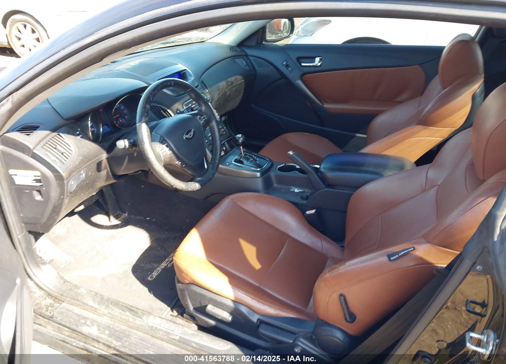 2011 HYUNDAI GENESIS 3.8 GRAND TOURING VIN: KMHHU6KH8BU062847