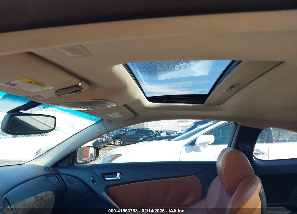 2011 HYUNDAI GENESIS 3.8 GRAND TOURING VIN: KMHHU6KH8BU062847