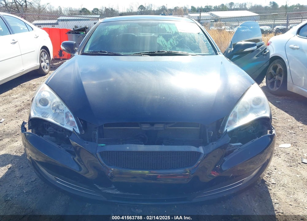 2011 HYUNDAI GENESIS 3.8 GRAND TOURING VIN: KMHHU6KH8BU062847