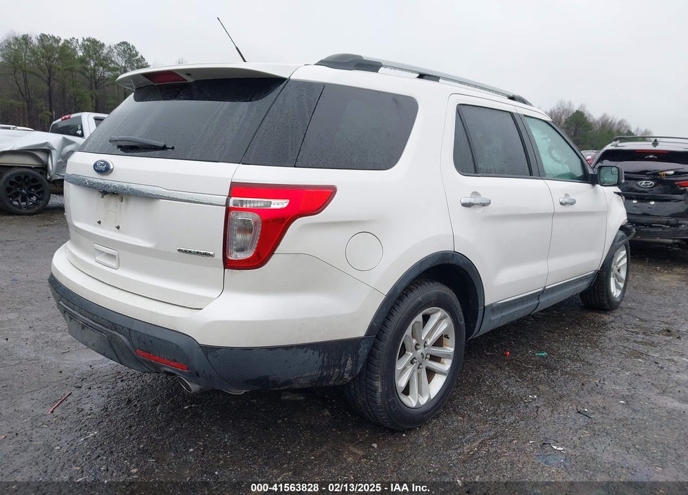 2015 FORD EXPLORER XLT VIN: 1FM5K7D82FGC45449