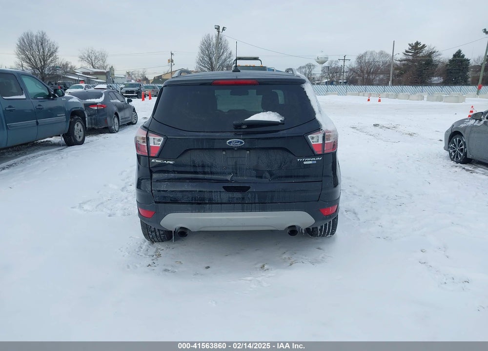 2018 FORD ESCAPE VIN: 1FMCU9J91JUD34675