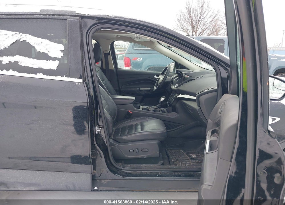 2018 FORD ESCAPE VIN: 1FMCU9J91JUD34675