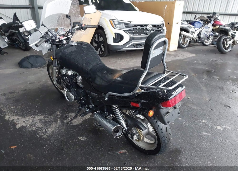 2000 HONDA CB750 VIN: JH2RC3809YM800747