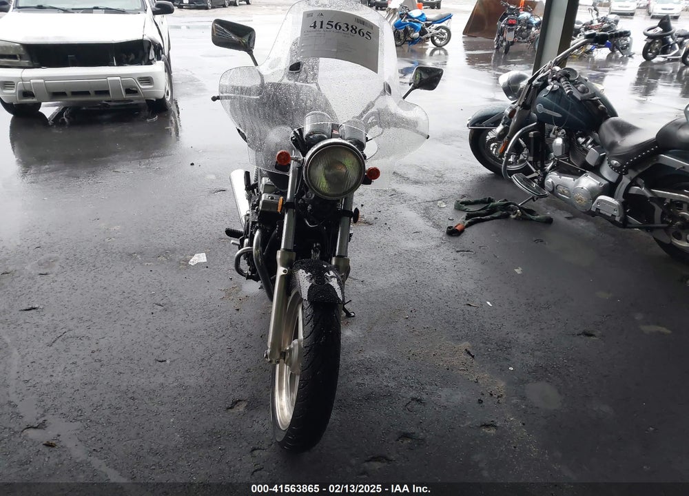2000 HONDA CB750 VIN: JH2RC3809YM800747