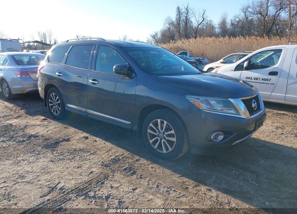 2014 NISSAN PATHFINDER SL VIN: 5N1AR2MM9EC646755