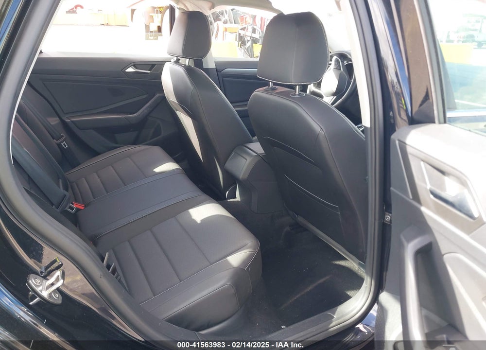 2024 VOLKSWAGEN JETTA VIN: 3VW7M7BUXRM036748