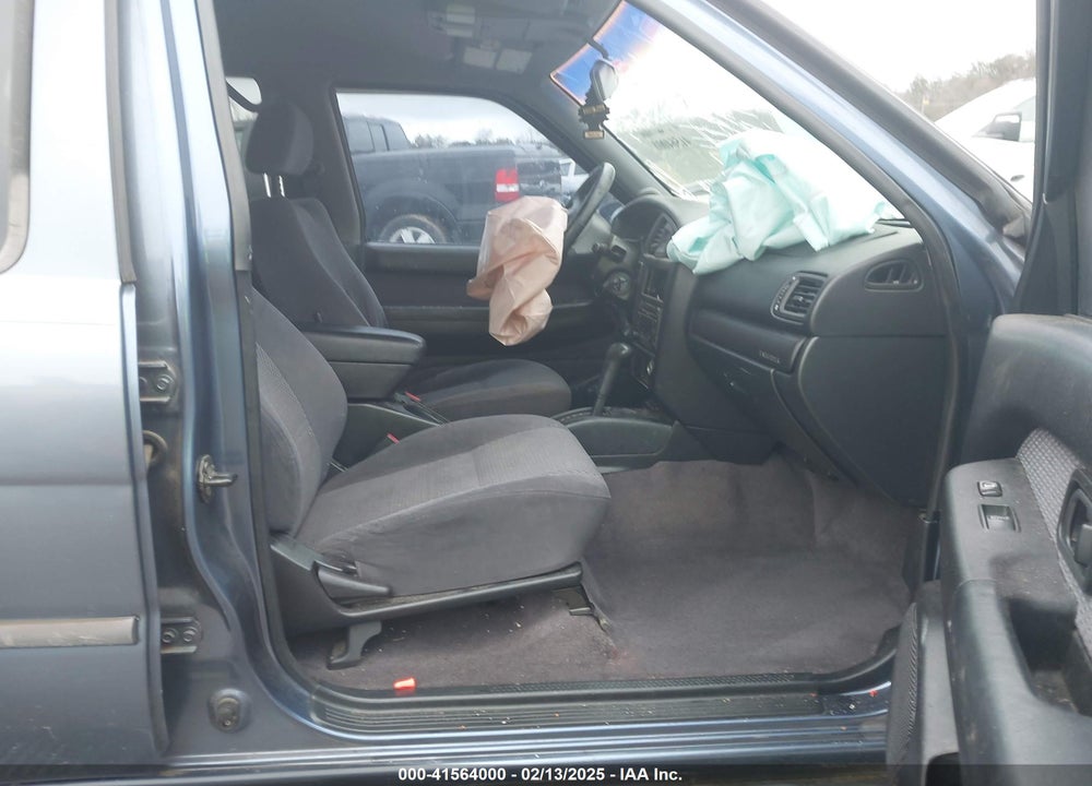 2002 NISSAN PATHFINDER SE VIN: JN8DR09X32W660223