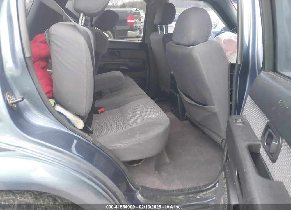 2002 NISSAN PATHFINDER SE VIN: JN8DR09X32W660223