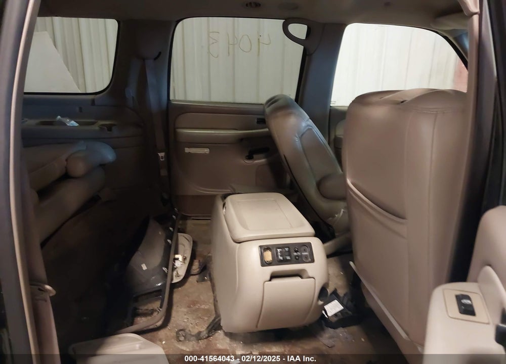 2002 CHEVROLET SUBURBAN 1500 LT VIN: 1GNFK16Z62J107963