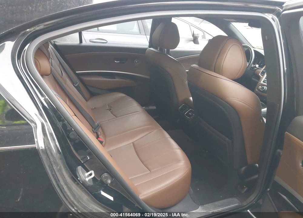 2018 ACURA RLX VIN: JH4KC1F5XJC001146