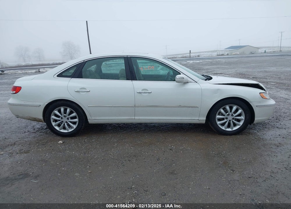 2007 HYUNDAI AZERA LIMITED/SE VIN: KMHFC46F77A229425