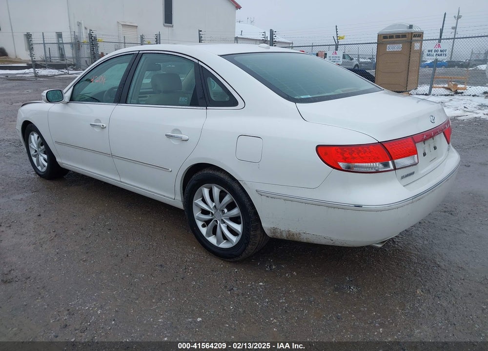 2007 HYUNDAI AZERA LIMITED/SE VIN: KMHFC46F77A229425