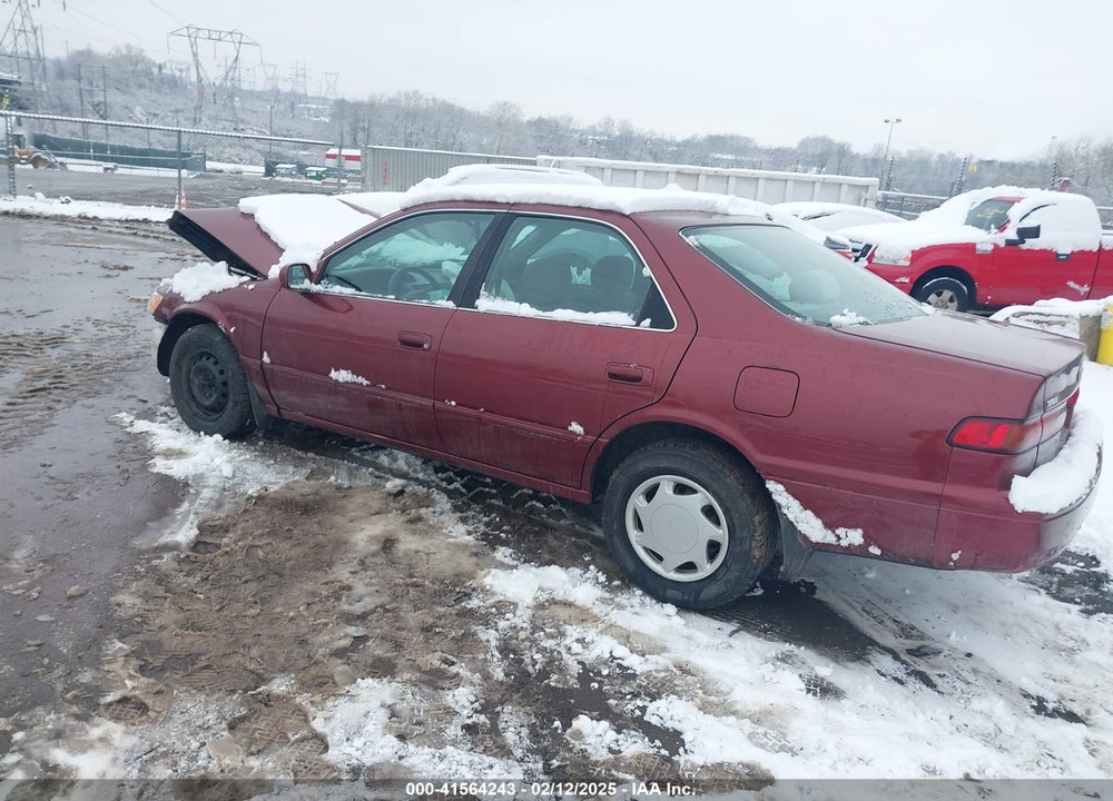 1999 TOYOTA CAMRY VIN: 4T1BG22K0XU601907