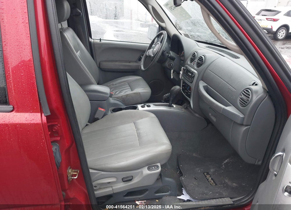 2007 JEEP LIBERTY VIN: 1J4GL58K77W526197