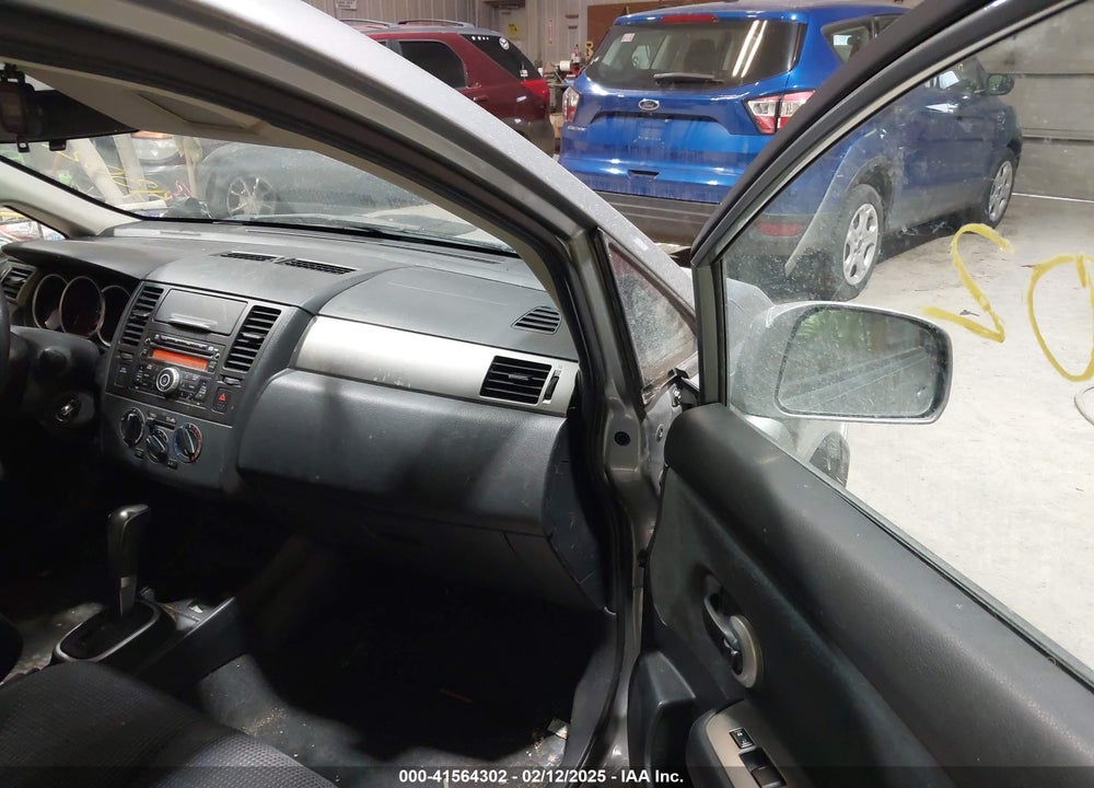 2011 NISSAN VERSA VIN: 3N1BC1CP0BL403242