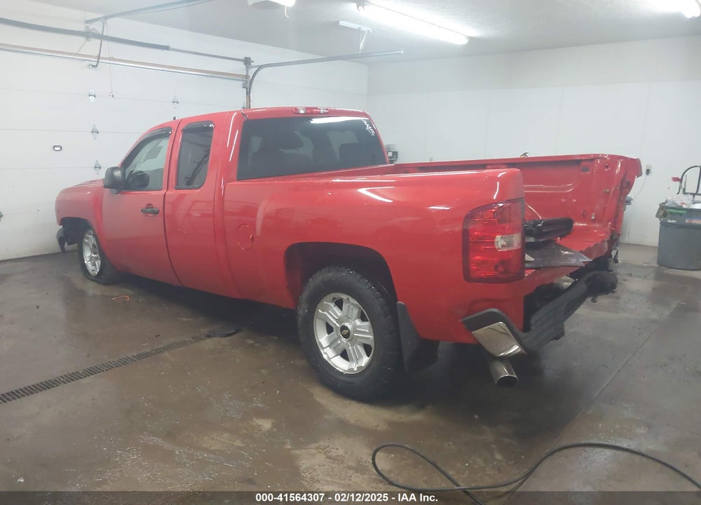 2011 CHEVROLET SILVERADO 1500 LT VIN: 1GCRKSE36BZ446331