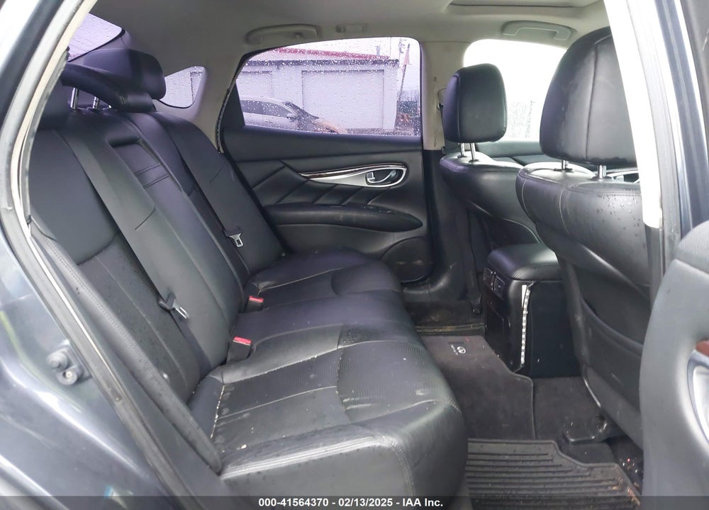 2011 INFINITI M37X VIN: JN1BY1AR3BM375528
